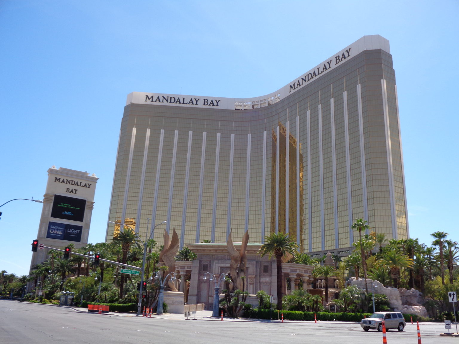 Mandalay Bay Resort & Casino | VegasChanges