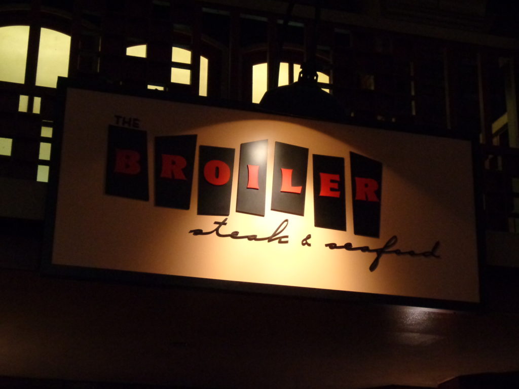 boulder station casino poker room