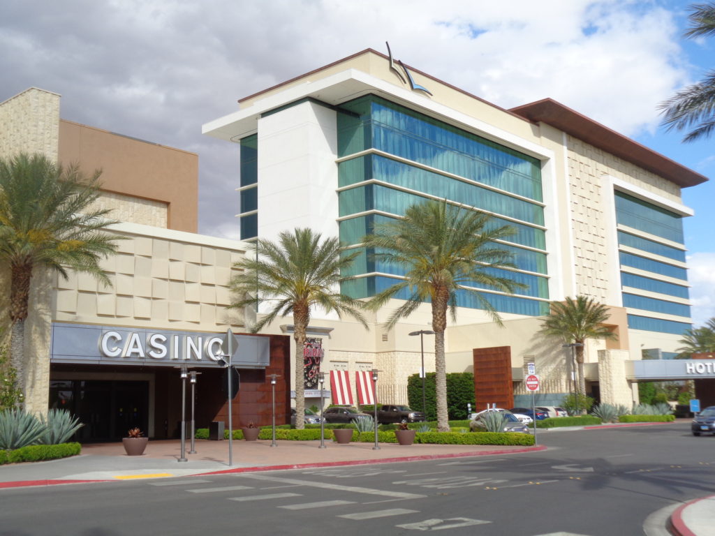 Is aliante casino open