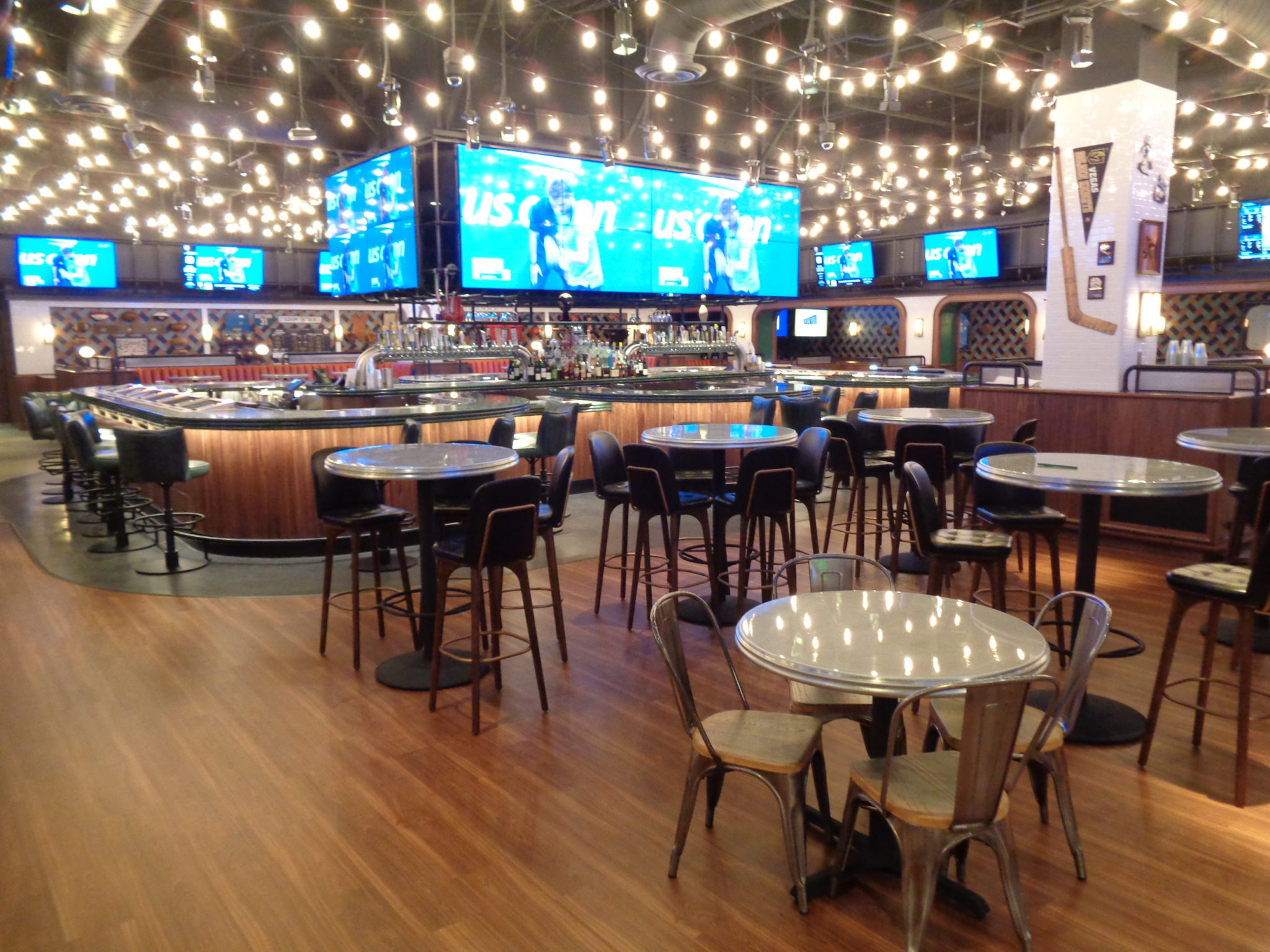 Moneyline Sports Bar & Book at Park MGM Changes Name VegasChanges