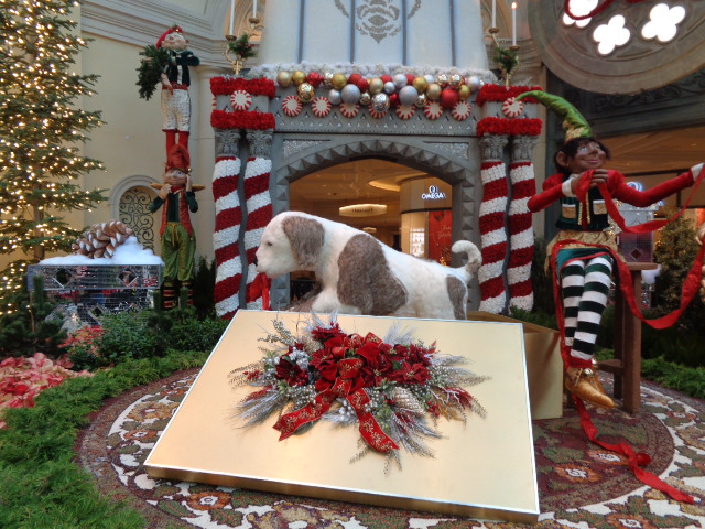 Bellagio Conservatory Christmas Holiday Season Display 2020 Photos Vegaschanges